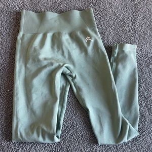 Oner active green size small regular length leggings